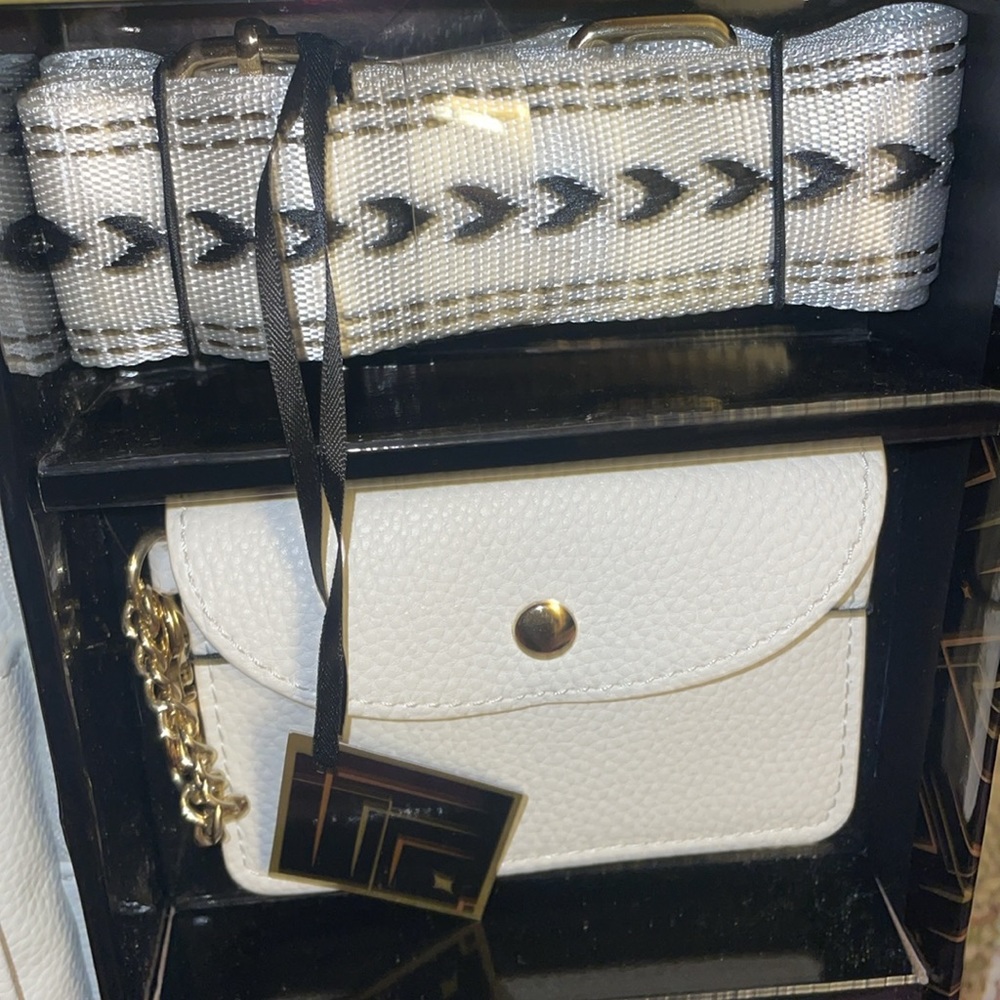 Bnib House of Harlow 1960 Luxe crossbody set in white color - Picture 5 of 5